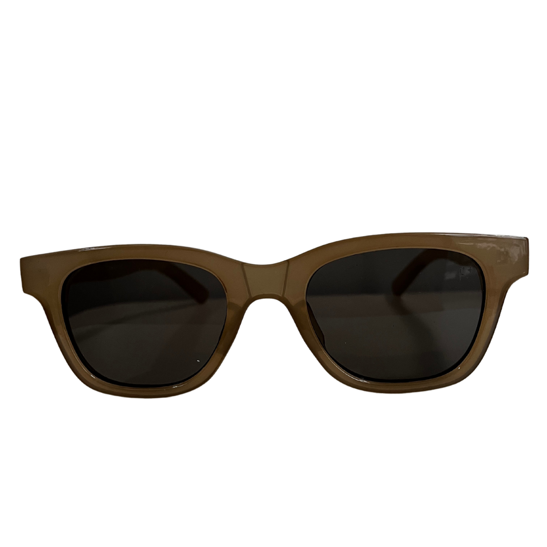 Paradise Nude Giovanna Chianello Sunnies Co